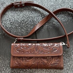 Brown Tooled Leather Crossbody Wallet Floral Embossed Western Style